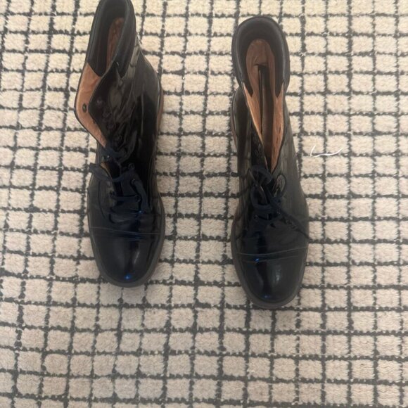 Robert Clergerie Shoes - Robert Clergerie Black Patent Leather Lace-Up Boots – Size 40.5